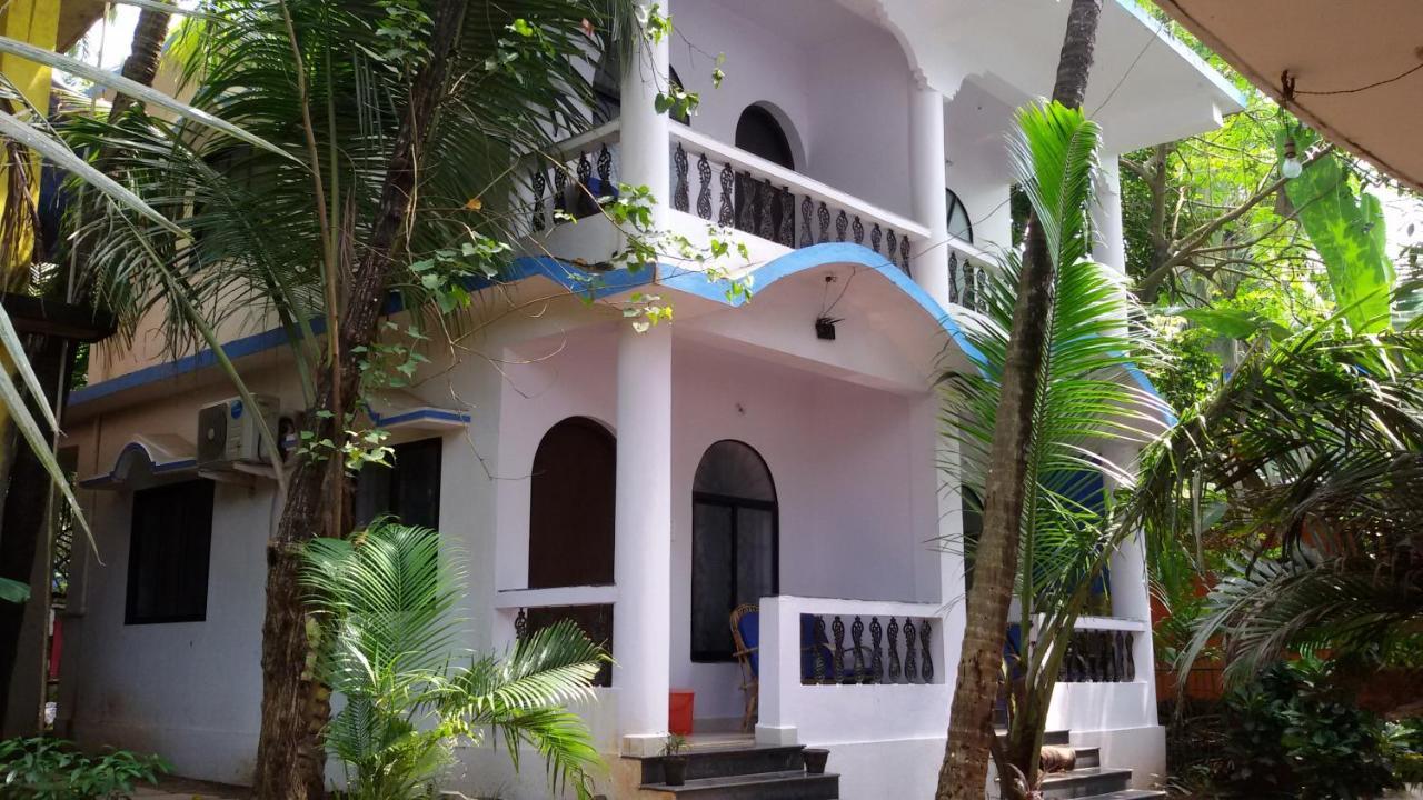 Swati Hotel Arambol Buitenkant foto